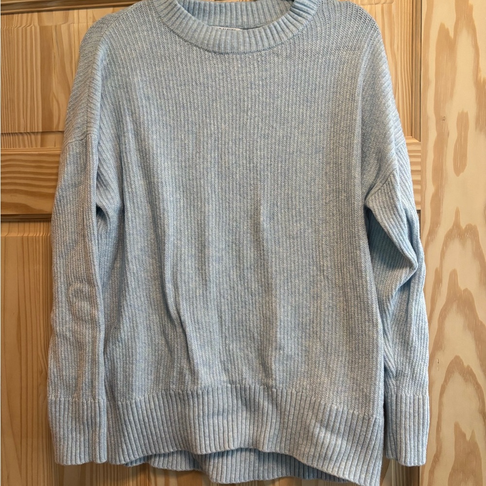 3 for $16! Old Navy Light Blue Ribbed Crewneck Sweater
